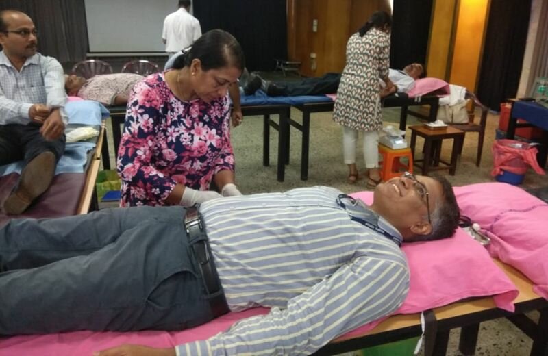 20th-Death-Anniversary-Of-Former-DEMPO-Chairman-Marked-By-Blood-Donation02