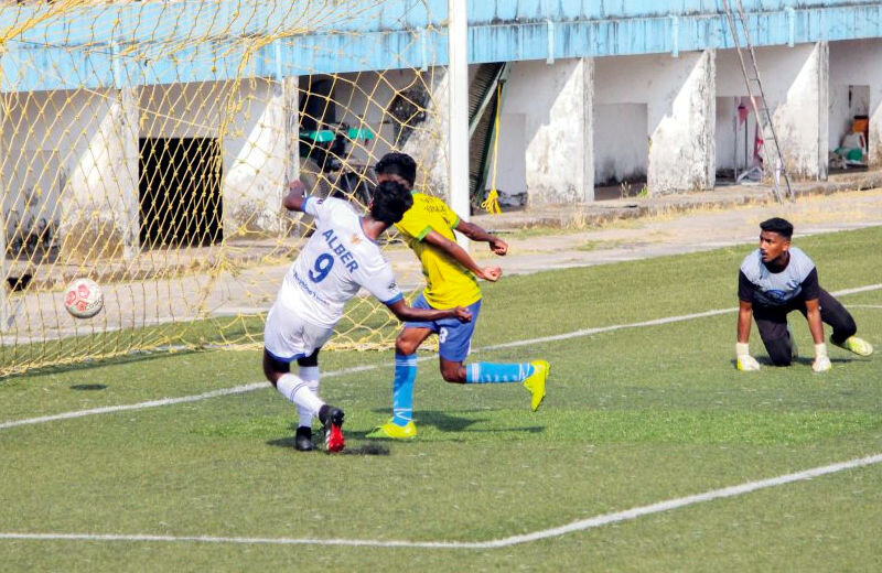 Alber-Brace-Helps-Dempo-SC